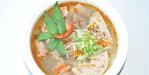 Bun Bo Hue /wenig scharf, Rind...
